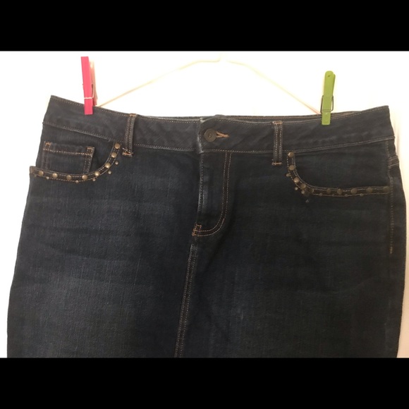 Jean Skirt - Picture 2 of 5